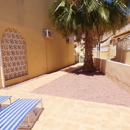 Apartman Ground Floor Overlooking Pool San Miguel de Salinas